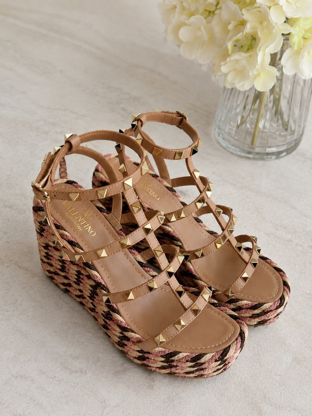 NEW Valentino Garavani Torchon Rope Espadrille Rockstud Wedge Sandals Size 37